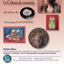 Pastels secs, Le cabinet de curiosités