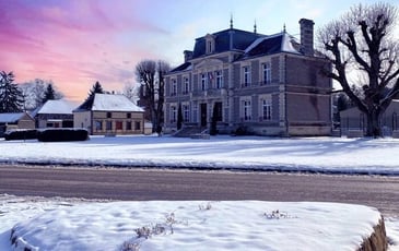 Découvrez l'histoire de la mairie de Vauchassis