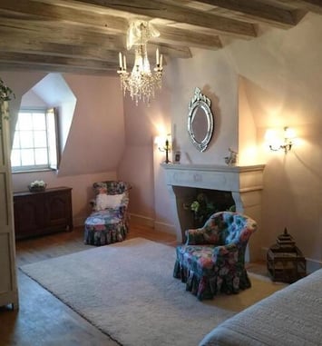Découvrez l'intérieur d'une maison forte du XVIe siècle