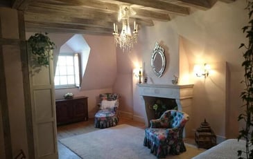 Découvrez l'intérieur d'une maison forte du XVIe siècle