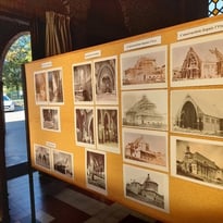 Visitez une église de style dombellotiste