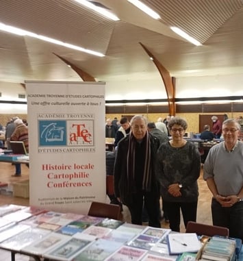 Présentation de cartes postales