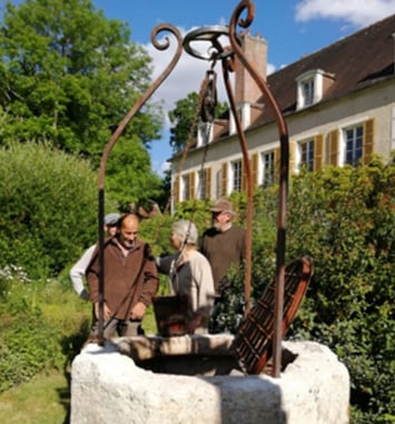 Visite guidée sur l'eau : douves et puits séculaires