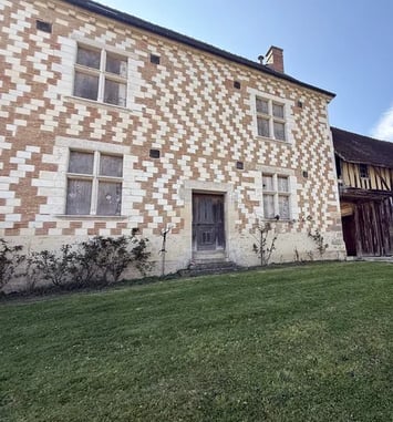 Visionnez plusieurs films sur la restauration des Monuments Historiques