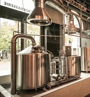 Visite de la fabrique de bière au cœur de la bourse du travail