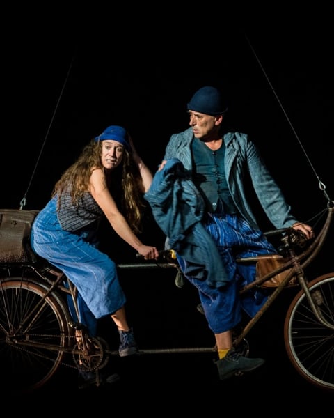 Fly me to the moon, Compagnie Léandre Clown